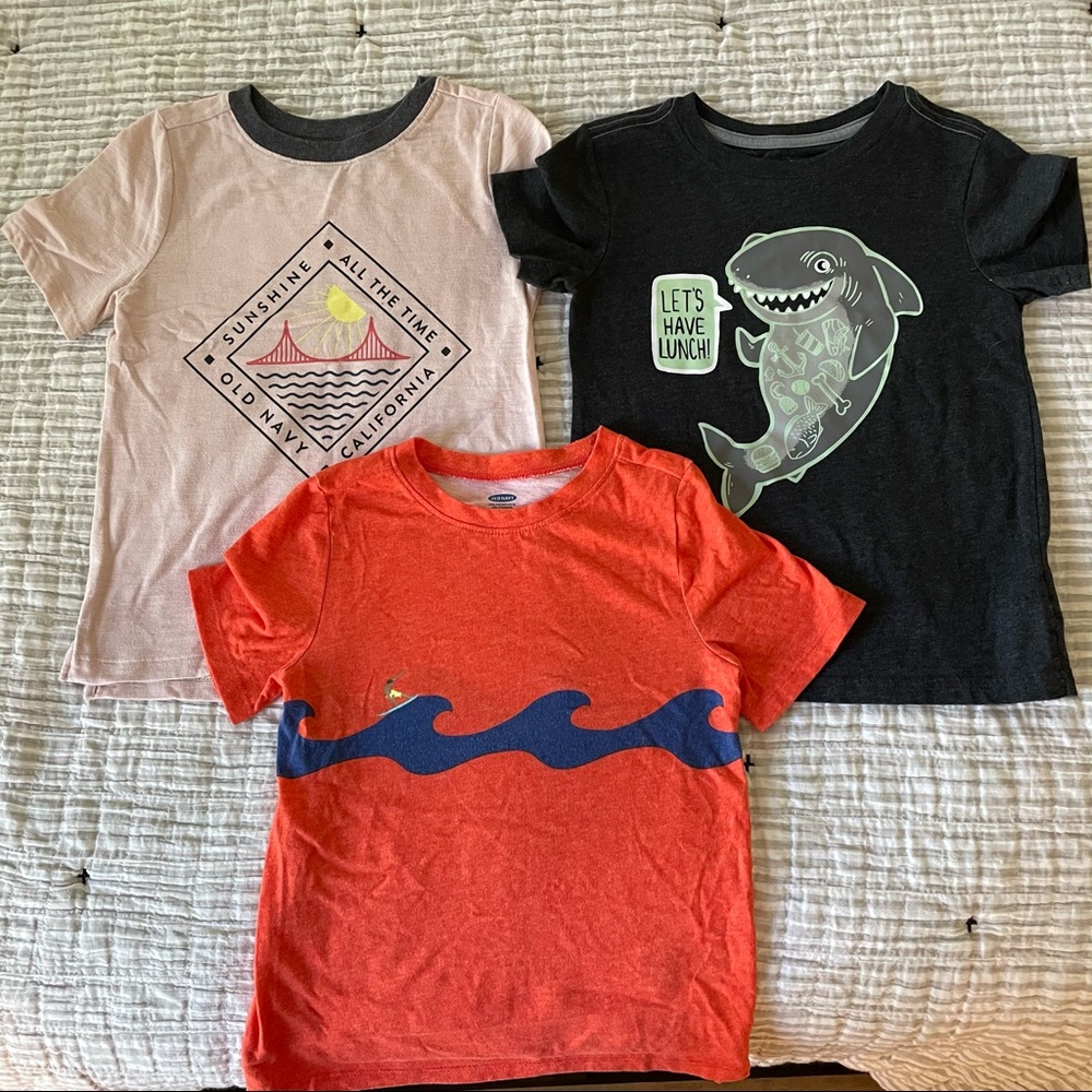 Boys lot 5T shirts Old Navy Cat & Jack surfer beach theme